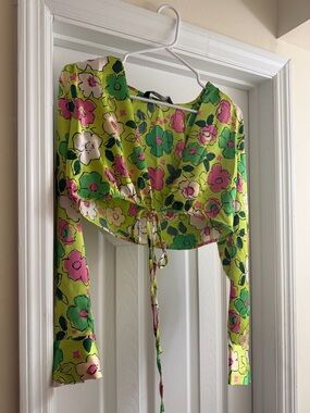 Zara floral Tie-Front Crop Top in Lime Green
